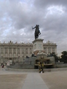 Palacio Real Pequeña LOGOPRESS