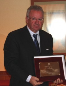 premio_fernandofrancés premio_fernandofrancés