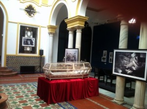 La urna de Blancanieves, exposición Festival de Cine de Sevilla