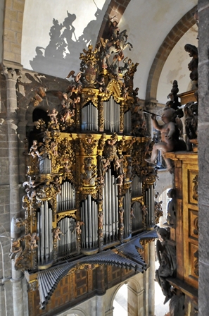 Órgano Catedral de Santiago. Fotografía_Miguel Castaño. Catedral de Santiago. - copia