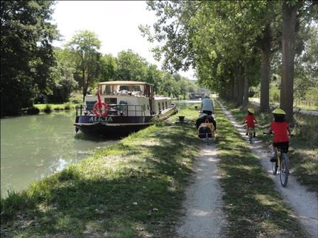 Le Canal de Bourgogne Sud à vélo en famille