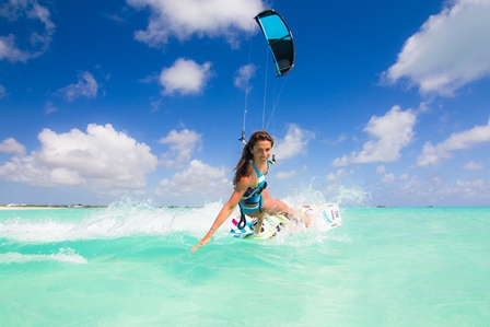 fone-kiteboarding-charlotte-consorti-kitesurfing-tropics-o