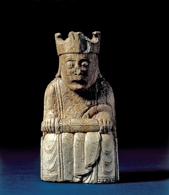 i-rey-del-juego-de-ajedrez-de-lewis-i-1150-1200-posiblemente-noruega-encontrado-en-escocia-marfil-de-morsa-c-the-truste